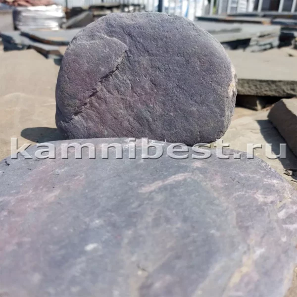 Камень природный сланец "Баклажан" галтованный.